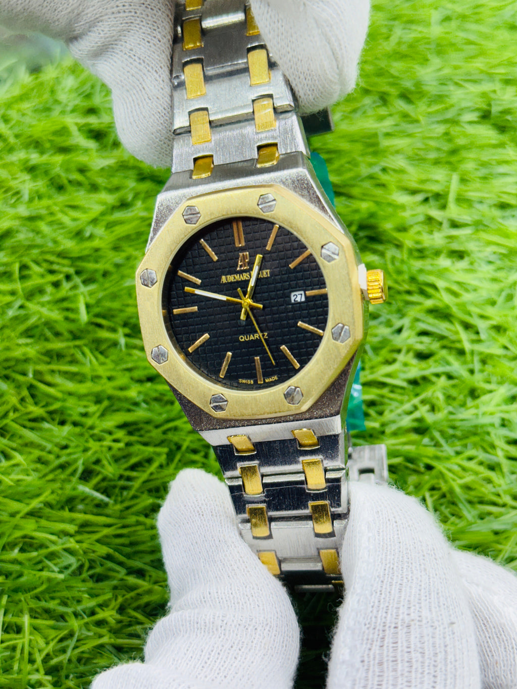 GOLDEN BLACK COMBO